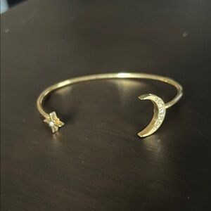 Gold Bangle bracelet